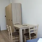 אכסניה White Coral Club