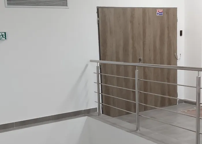 White Coral Club אכסניה