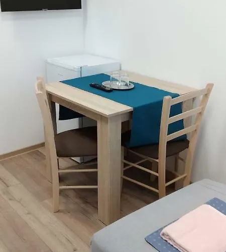 Hostal White Coral Club Košice